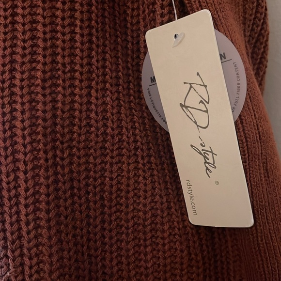 🚨NEW RD Style Cozy Rust V-Neck Knit Sweater - Picture 5 of 6